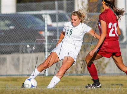Thumbnail 2 in Viewmont vs Hillcrest (UHSAA 5A Quarterfinal) photogallery.