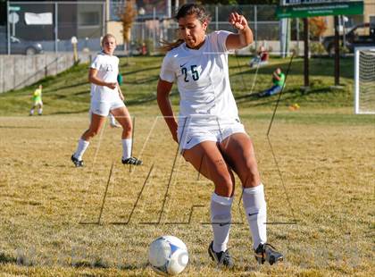 Thumbnail 3 in Viewmont vs Hillcrest (UHSAA 5A Quarterfinal) photogallery.