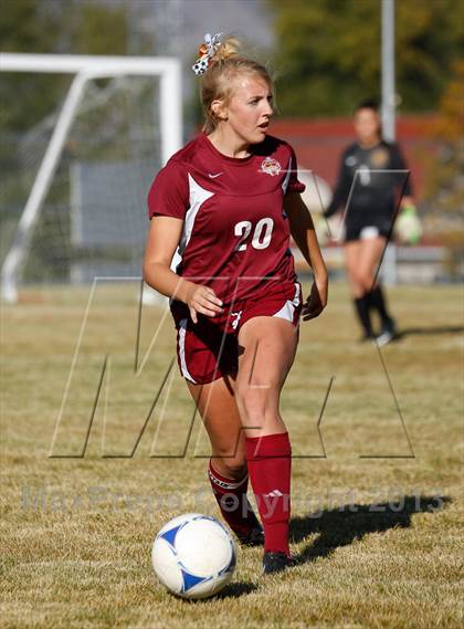 Thumbnail 1 in Viewmont vs Hillcrest (UHSAA 5A Quarterfinal) photogallery.