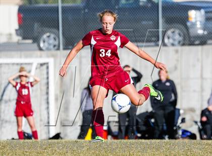 Thumbnail 3 in Viewmont vs Hillcrest (UHSAA 5A Quarterfinal) photogallery.