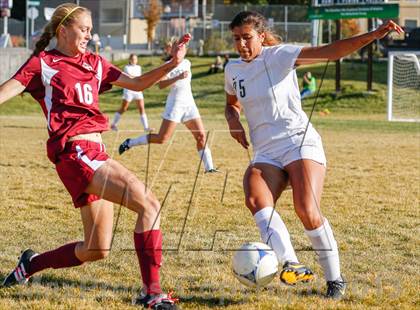 Thumbnail 1 in Viewmont vs Hillcrest (UHSAA 5A Quarterfinal) photogallery.