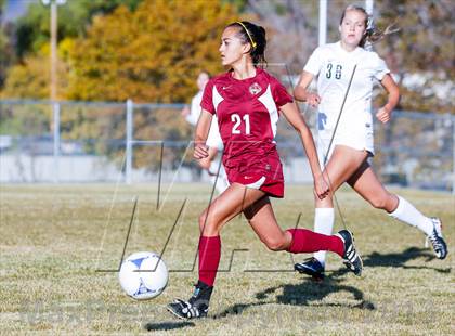 Thumbnail 1 in Viewmont vs Hillcrest (UHSAA 5A Quarterfinal) photogallery.