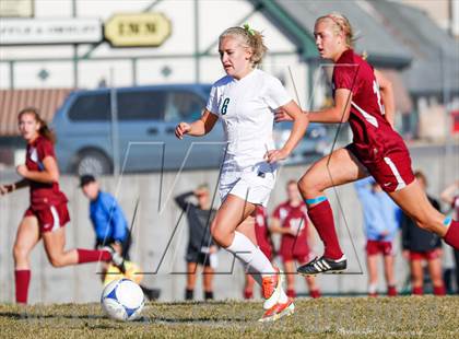 Thumbnail 2 in Viewmont vs Hillcrest (UHSAA 5A Quarterfinal) photogallery.