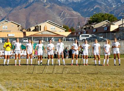 Thumbnail 2 in Viewmont vs Hillcrest (UHSAA 5A Quarterfinal) photogallery.