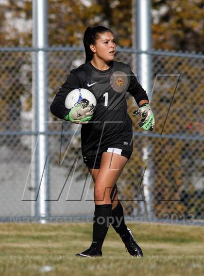 Thumbnail 3 in Viewmont vs Hillcrest (UHSAA 5A Quarterfinal) photogallery.