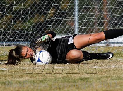 Thumbnail 2 in Viewmont vs Hillcrest (UHSAA 5A Quarterfinal) photogallery.