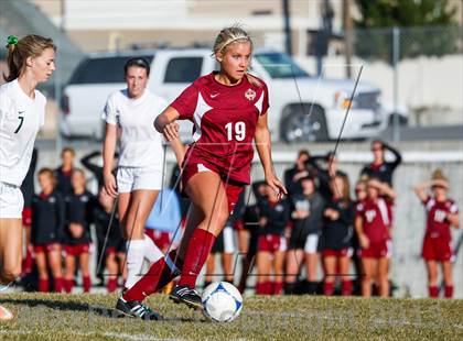 Thumbnail 3 in Viewmont vs Hillcrest (UHSAA 5A Quarterfinal) photogallery.
