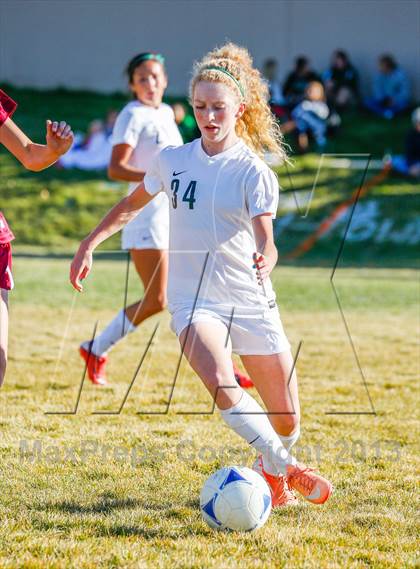 Thumbnail 1 in Viewmont vs Hillcrest (UHSAA 5A Quarterfinal) photogallery.