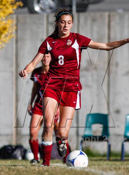 Thumbnail 2 in Viewmont vs Hillcrest (UHSAA 5A Quarterfinal) photogallery.