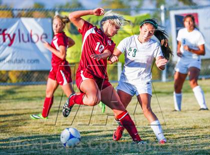 Thumbnail 3 in Viewmont vs Hillcrest (UHSAA 5A Quarterfinal) photogallery.