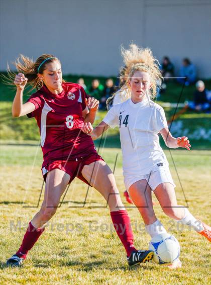 Thumbnail 2 in Viewmont vs Hillcrest (UHSAA 5A Quarterfinal) photogallery.