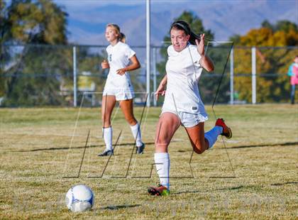 Thumbnail 2 in Viewmont vs Hillcrest (UHSAA 5A Quarterfinal) photogallery.