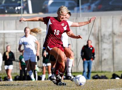 Thumbnail 2 in Viewmont vs Hillcrest (UHSAA 5A Quarterfinal) photogallery.