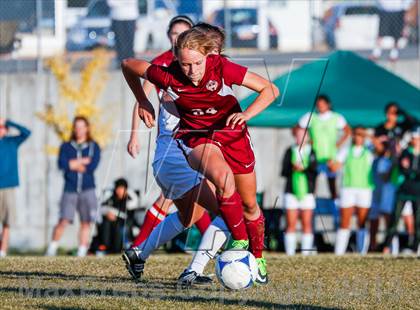 Thumbnail 2 in Viewmont vs Hillcrest (UHSAA 5A Quarterfinal) photogallery.