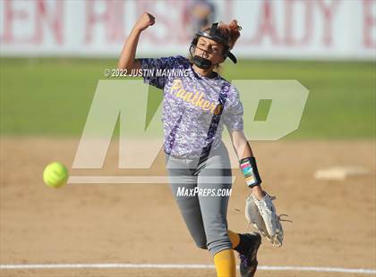 Thumbnail 2 in Ashdown @ Glen Rose photogallery.