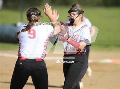 Thumbnail 3 in Ashdown @ Glen Rose photogallery.