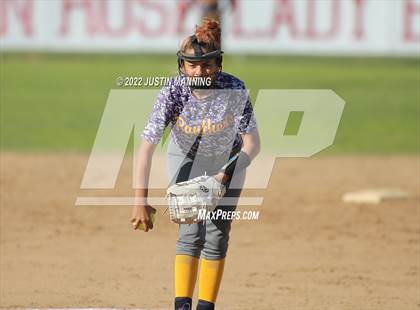 Thumbnail 2 in Ashdown @ Glen Rose photogallery.