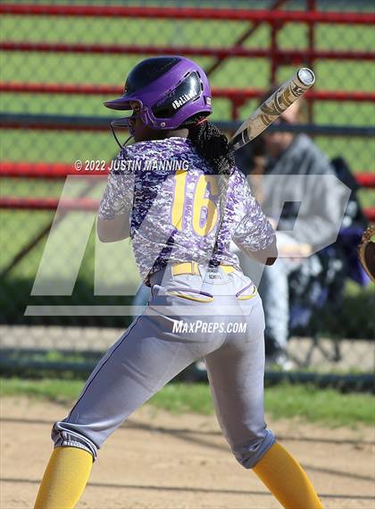 Thumbnail 2 in Ashdown @ Glen Rose photogallery.