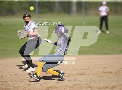 Thumbnail 2 in Ashdown @ Glen Rose photogallery.