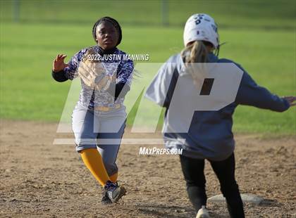 Thumbnail 2 in Ashdown @ Glen Rose photogallery.