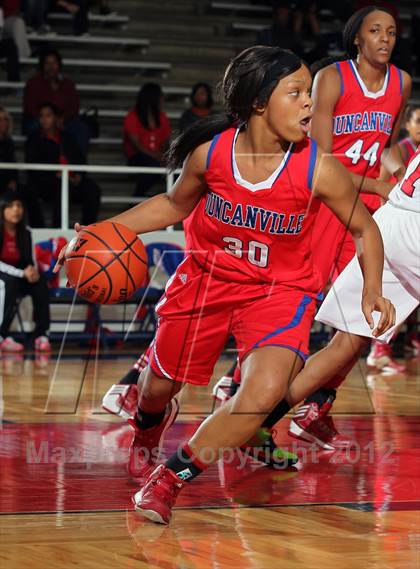 Thumbnail 2 in Bellaire @ Duncanville (McDonald's Texas Invitational) photogallery.