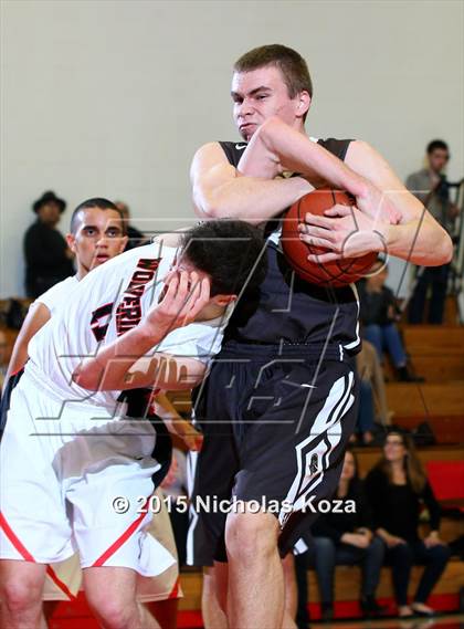 Thumbnail 3 in Harvard-Westlake vs. St. Francis photogallery.