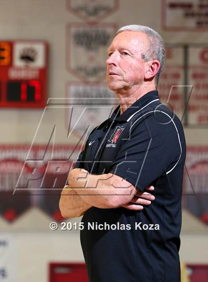Thumbnail 2 in Harvard-Westlake vs. St. Francis photogallery.