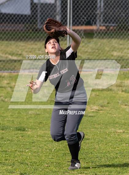 Thumbnail 3 in Grace Brethren @ Foothill Tech photogallery.