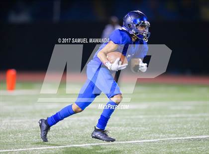 Thumbnail 3 in Animo Robinson vs. Sherman Oaks CES (CIF LACS 8-Man Final) photogallery.