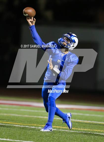 Thumbnail 3 in Animo Robinson vs. Sherman Oaks CES (CIF LACS 8-Man Final) photogallery.