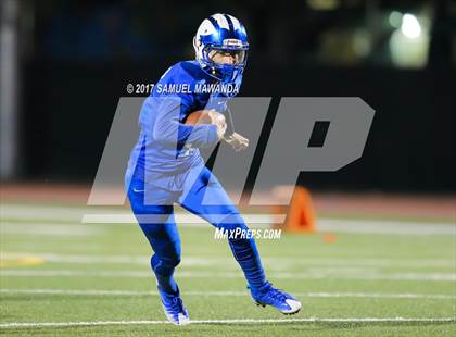 Thumbnail 3 in Animo Robinson vs. Sherman Oaks CES (CIF LACS 8-Man Final) photogallery.