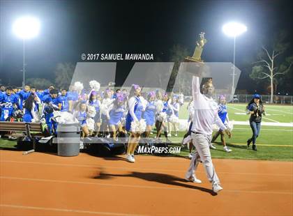 Thumbnail 2 in Animo Robinson vs. Sherman Oaks CES (CIF LACS 8-Man Final) photogallery.
