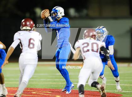 Thumbnail 2 in Animo Robinson vs. Sherman Oaks CES (CIF LACS 8-Man Final) photogallery.
