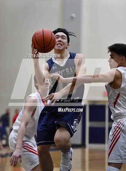Thumbnail 2 in Antonian Prep vs Central Catholic photogallery.