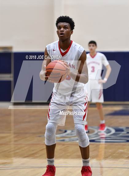Thumbnail 3 in Antonian Prep vs Central Catholic photogallery.
