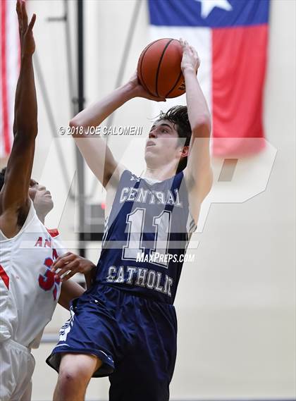 Thumbnail 1 in Antonian Prep vs Central Catholic photogallery.