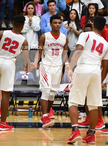 Thumbnail 3 in Antonian Prep vs Central Catholic photogallery.