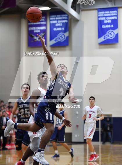 Thumbnail 2 in Antonian Prep vs Central Catholic photogallery.