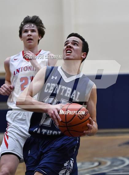 Thumbnail 2 in Antonian Prep vs Central Catholic photogallery.