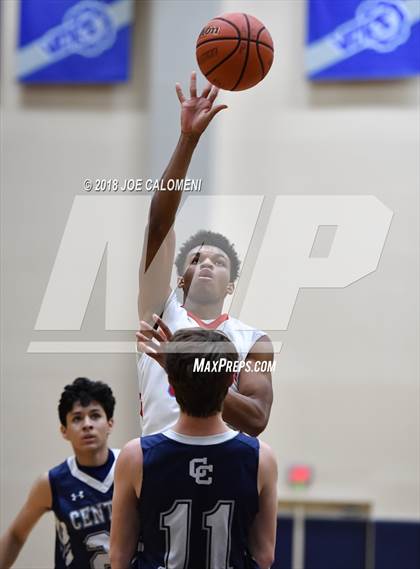 Thumbnail 3 in Antonian Prep vs Central Catholic photogallery.