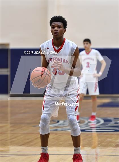 Thumbnail 2 in Antonian Prep vs Central Catholic photogallery.