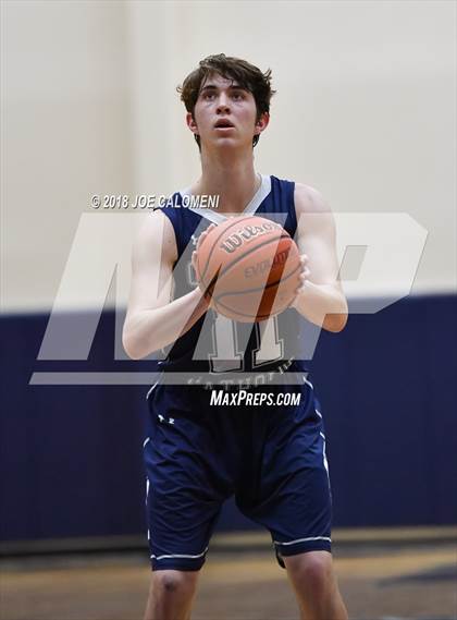 Thumbnail 2 in Antonian Prep vs Central Catholic photogallery.