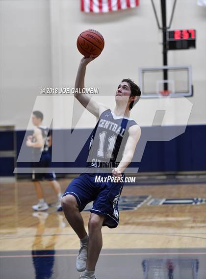 Thumbnail 3 in Antonian Prep vs Central Catholic photogallery.