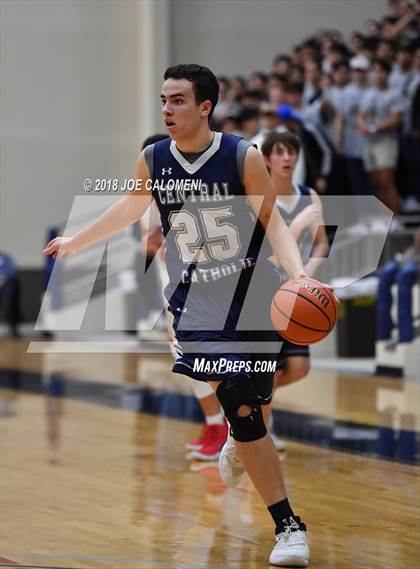 Thumbnail 3 in Antonian Prep vs Central Catholic photogallery.