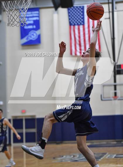 Thumbnail 2 in Antonian Prep vs Central Catholic photogallery.