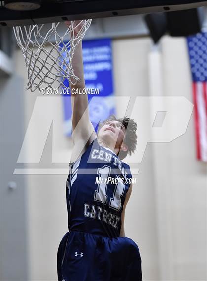 Thumbnail 2 in Antonian Prep vs Central Catholic photogallery.