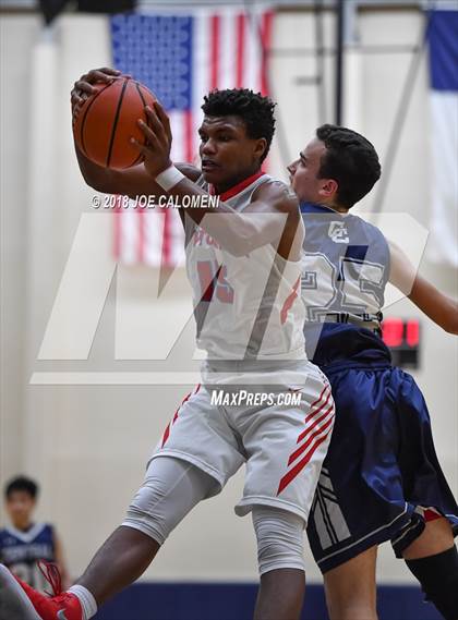 Thumbnail 1 in Antonian Prep vs Central Catholic photogallery.