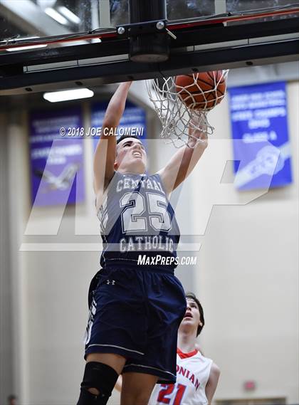 Thumbnail 2 in Antonian Prep vs Central Catholic photogallery.