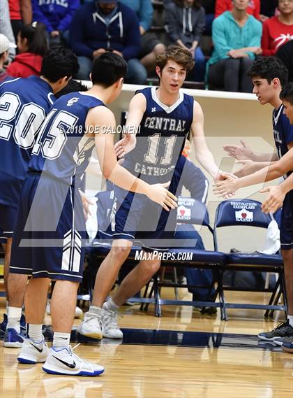 Thumbnail 1 in Antonian Prep vs Central Catholic photogallery.