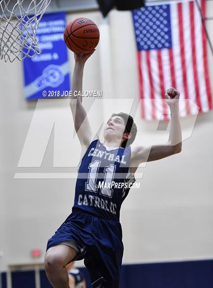 Thumbnail 2 in Antonian Prep vs Central Catholic photogallery.